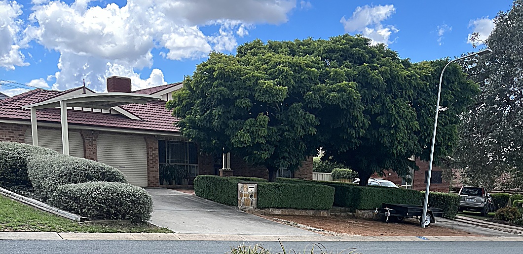 maintenance visit — Mowtion Gardens, Canberra